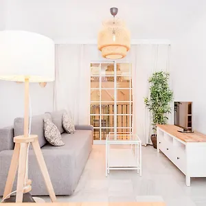 https://bhost-la-maestranza.1costadelsol.com